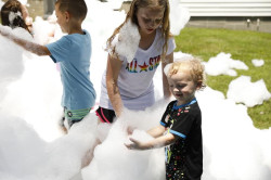 494831996 711393371253841 6531502475314512483 n 1767896227 B'z Classic Foam Party